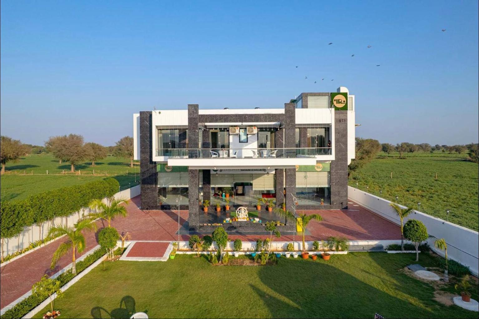 Iris Heaven'Z By Radha Rani Resort Jaipur Eksteriør bilde