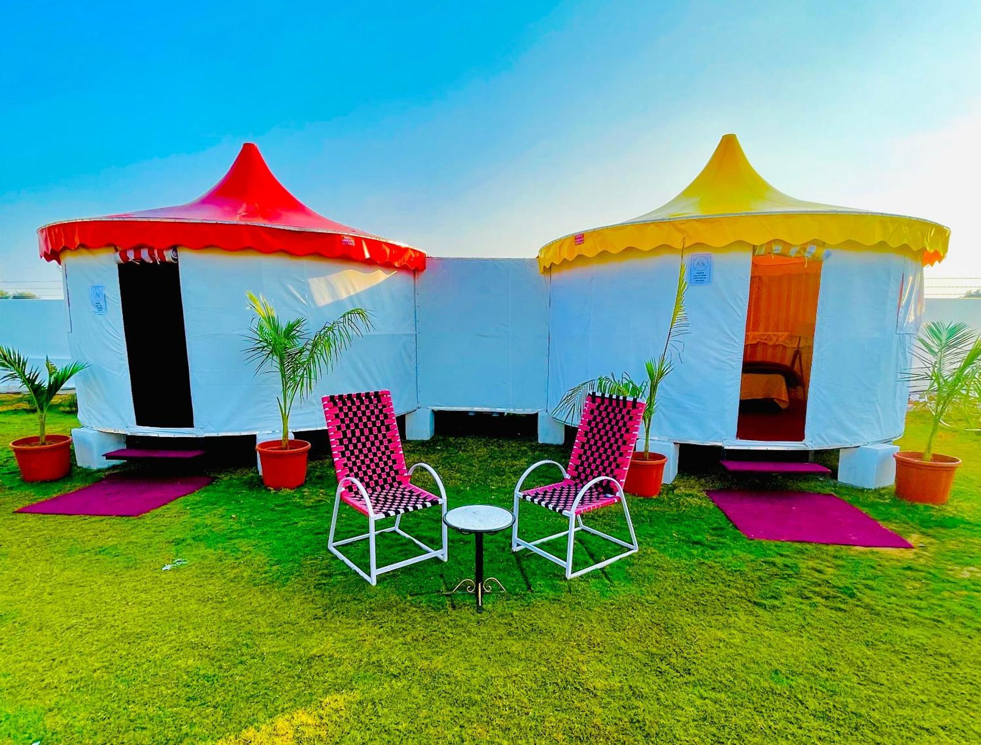 Iris Heaven'Z By Radha Rani Resort Jaipur Eksteriør bilde
